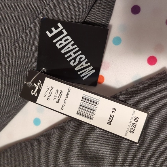 Emily Women's Grey 2 piece Jacket Dress. Size 12. - Picture 14 of 15